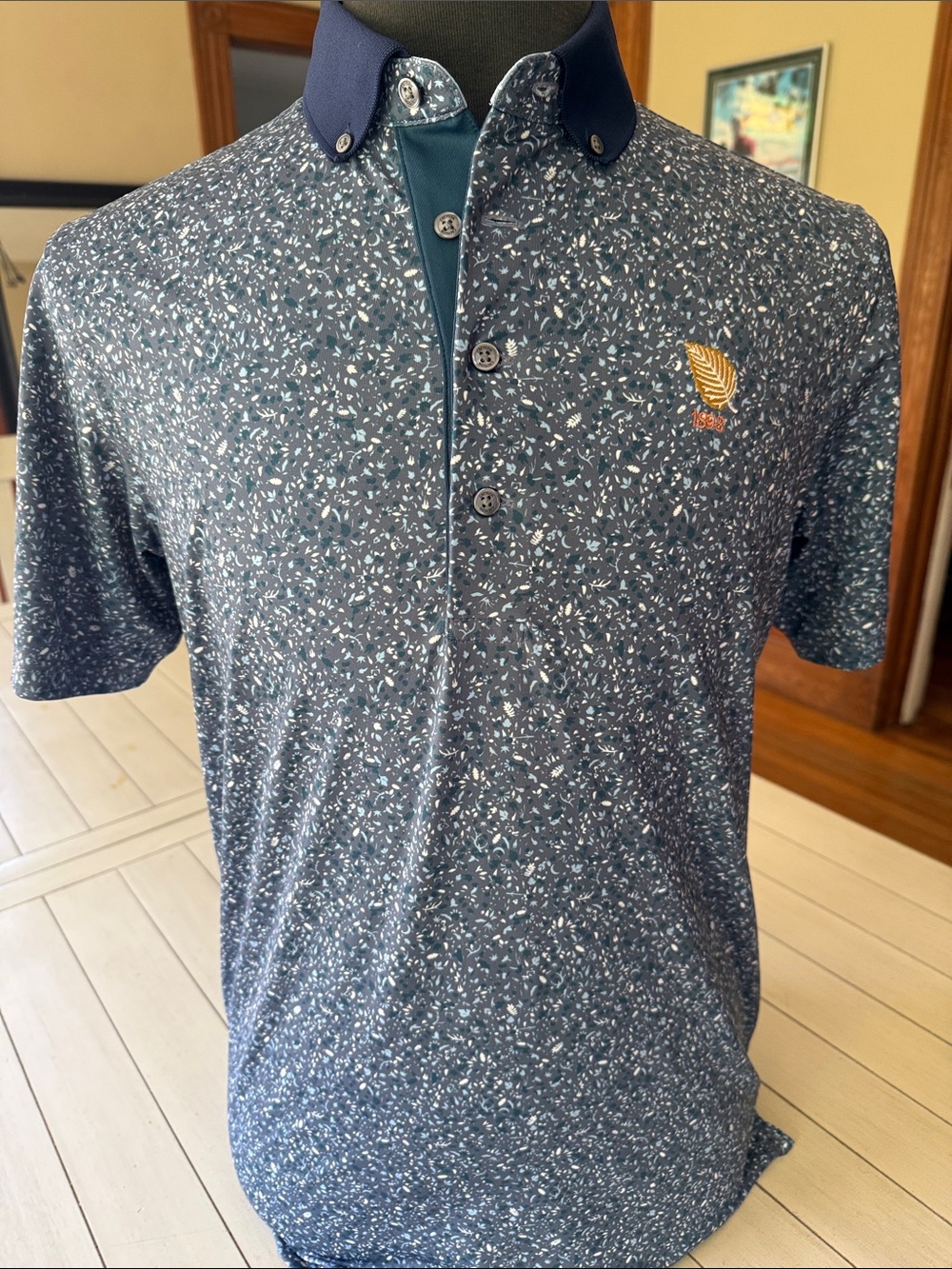 Greyson Men's Navy Floral-Print Golf Polo with Contrast Collar